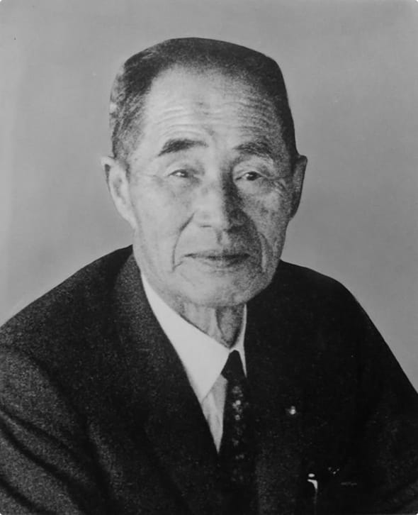 創業者 里見雄二